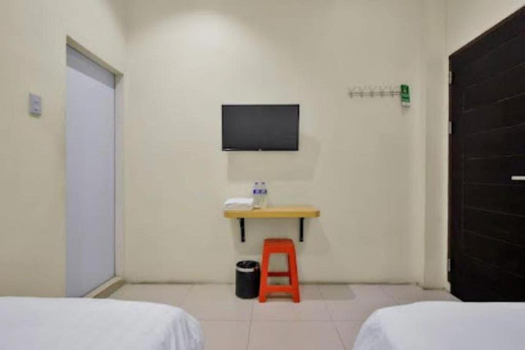 Oyo 92772 Losmen Diah Syariah Langsa Exterior photo