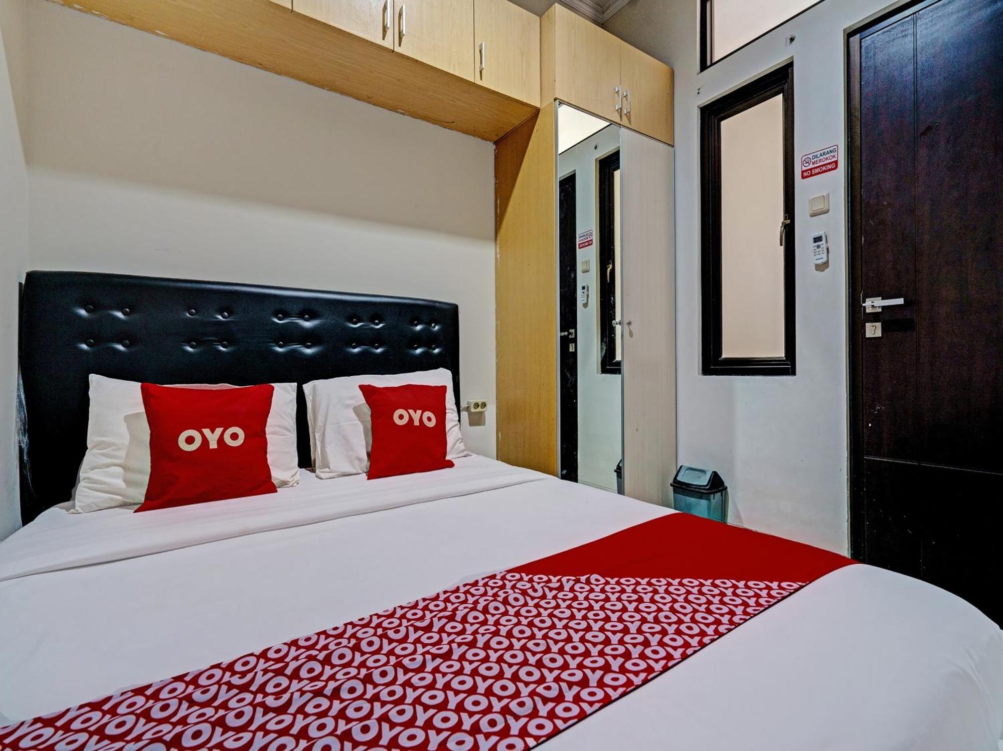 Oyo 92772 Losmen Diah Syariah Langsa Exterior photo